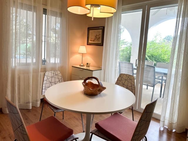 3 camera da letto Villetta a Schiera da affittare in Riba-roja de Túria con piscina - 2.500 € (Rif: 9755711)