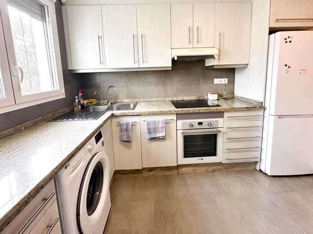 3 makuuhuone Paritalo vuokrattavana paikassa Riba-roja de Túria mukana uima-altaan - 2 500 € (Ref: 9755711)