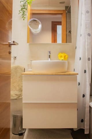 2 makuuhuone Kattohuoneisto vuokrattavana paikassa Torrefiel, Valencia kaupunki mukana 
autotalli - 2 200 € (Ref: 9778171)