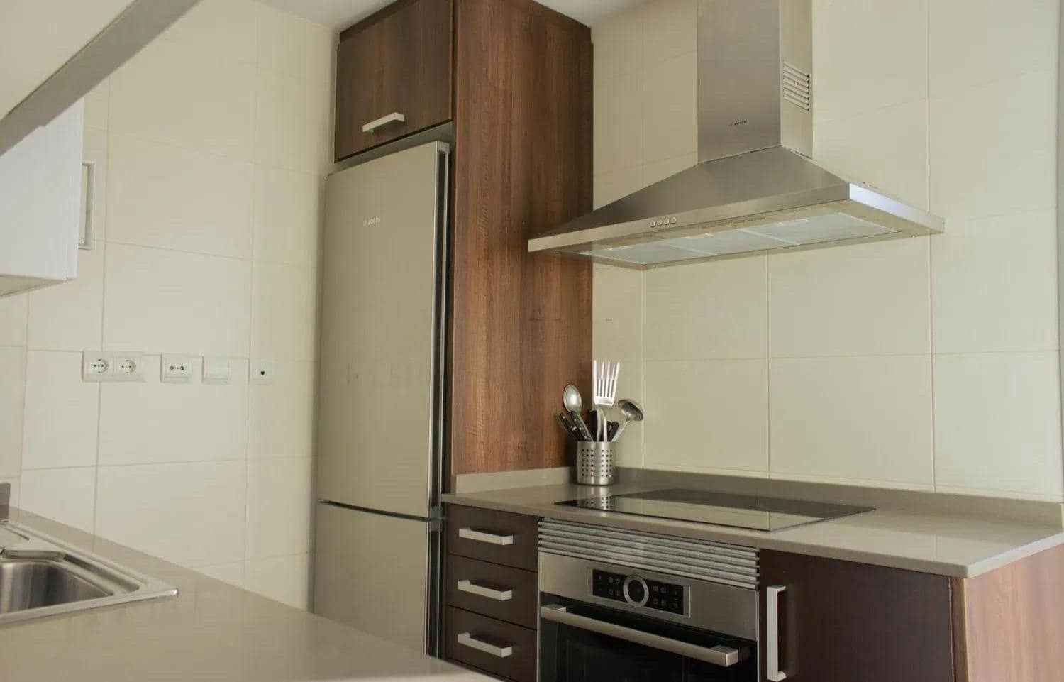 2 makuuhuone Kattohuoneisto vuokrattavana paikassa Valencia kaupunki mukana 
autotalli - 2 200 € (Ref: 9778171)