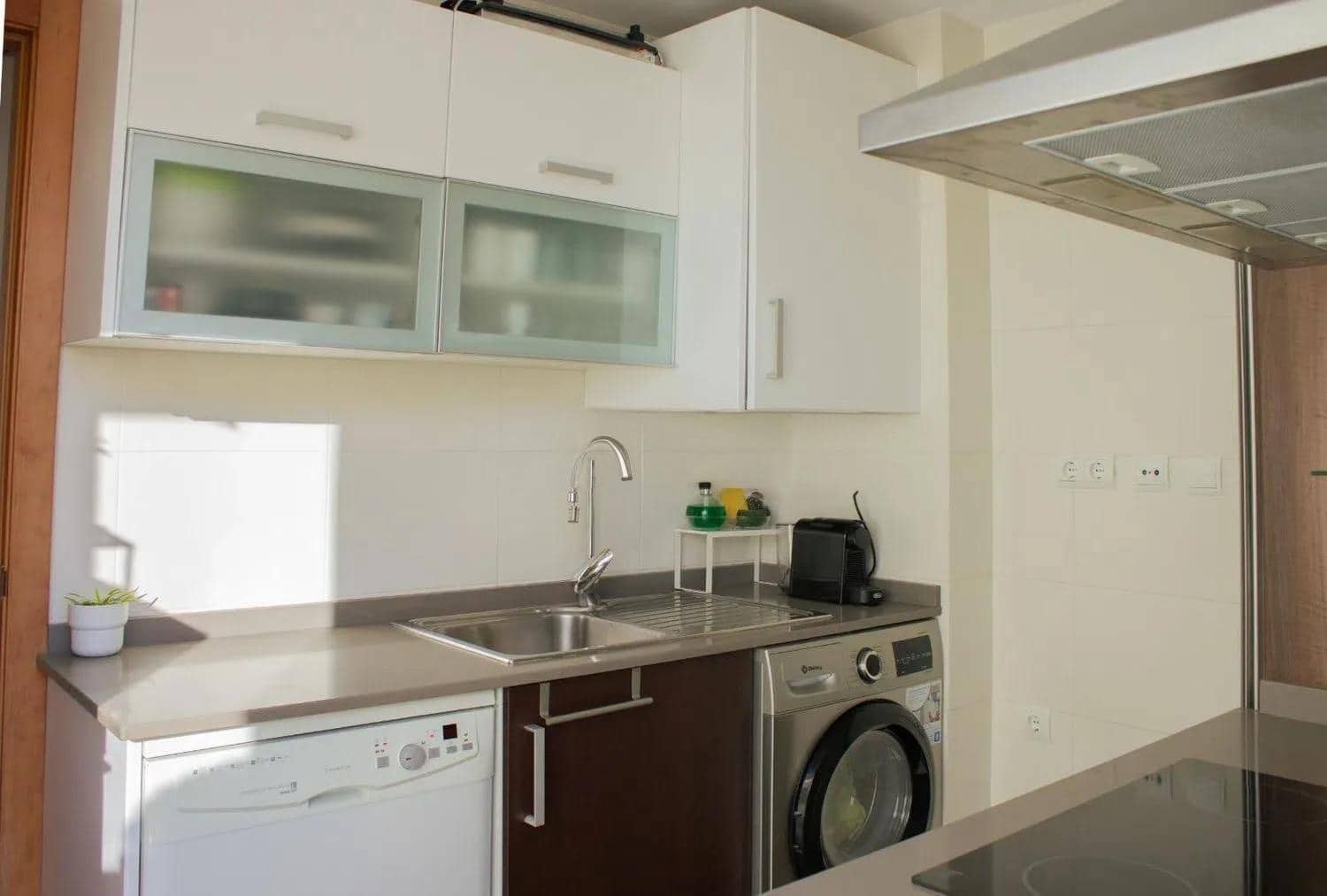 2 makuuhuone Kattohuoneisto vuokrattavana paikassa Valencia kaupunki mukana 
autotalli - 2 200 € (Ref: 9778171)