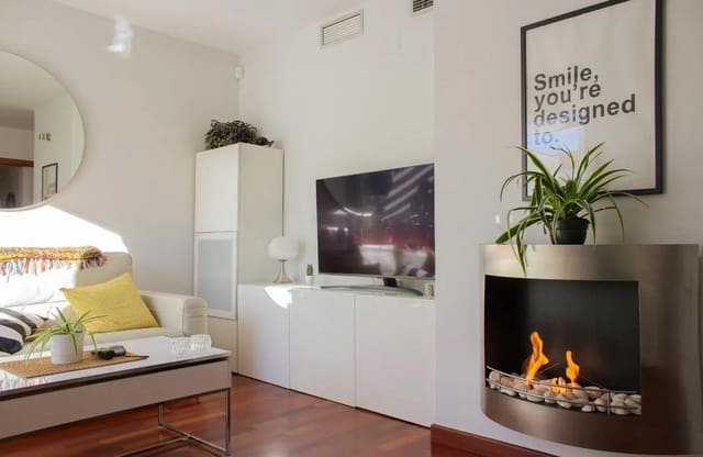 2 makuuhuone Kattohuoneisto vuokrattavana paikassa Torrefiel, Valencia kaupunki mukana 
autotalli - 2 200 € (Ref: 9778171)