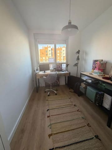 Ático de 4 habitaciones en Burjassot en venta - 584.900 € (Ref: 9780594)