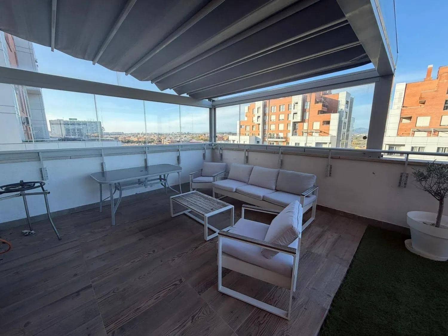 4 makuuhuone Kattohuoneisto myytävänä paikassa Burjassot - 584 900 € (Ref: 9780594)