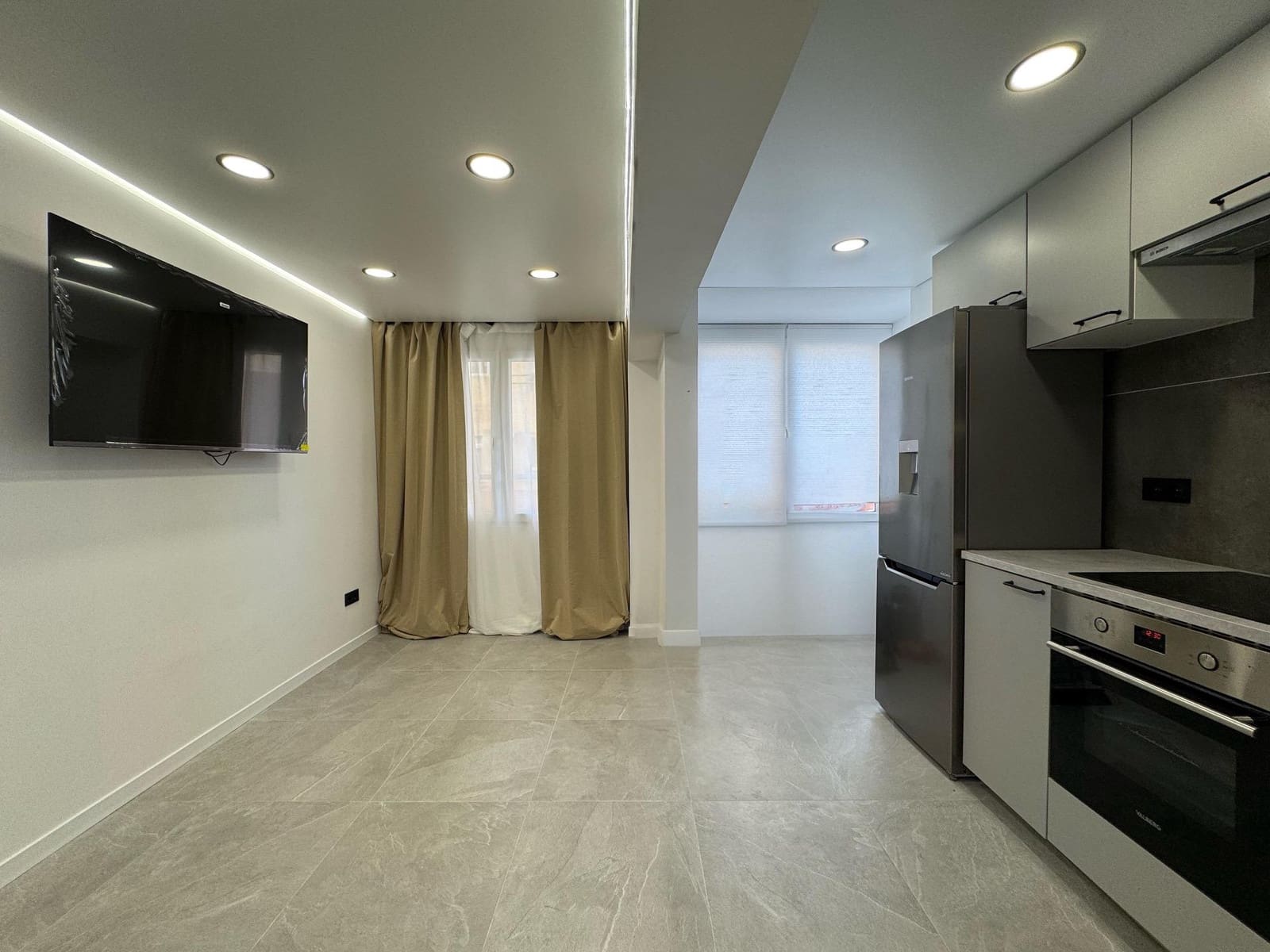 2 slaapkamer Flat te koop in Valencia stad - € 195.000 (Ref: 9791086)