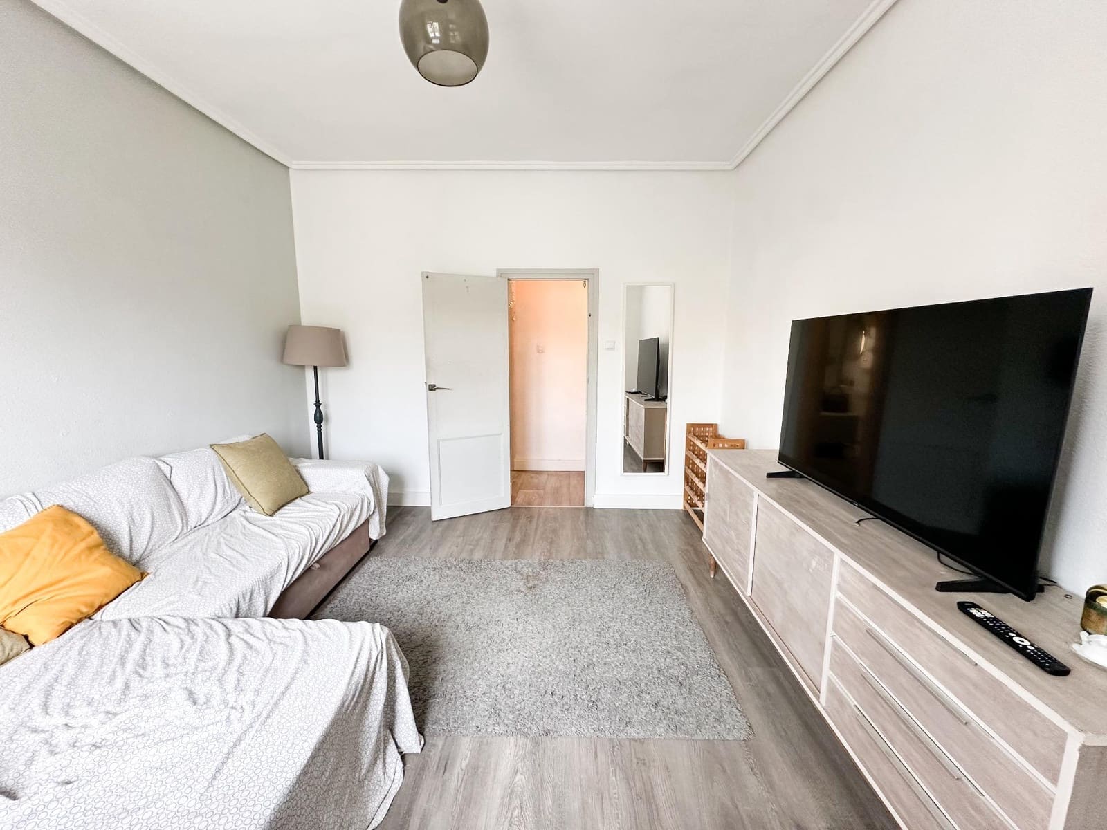 3 soveværelse Lejlighed til leje i Valencia by - € 1.390 (Ref: 9804321)