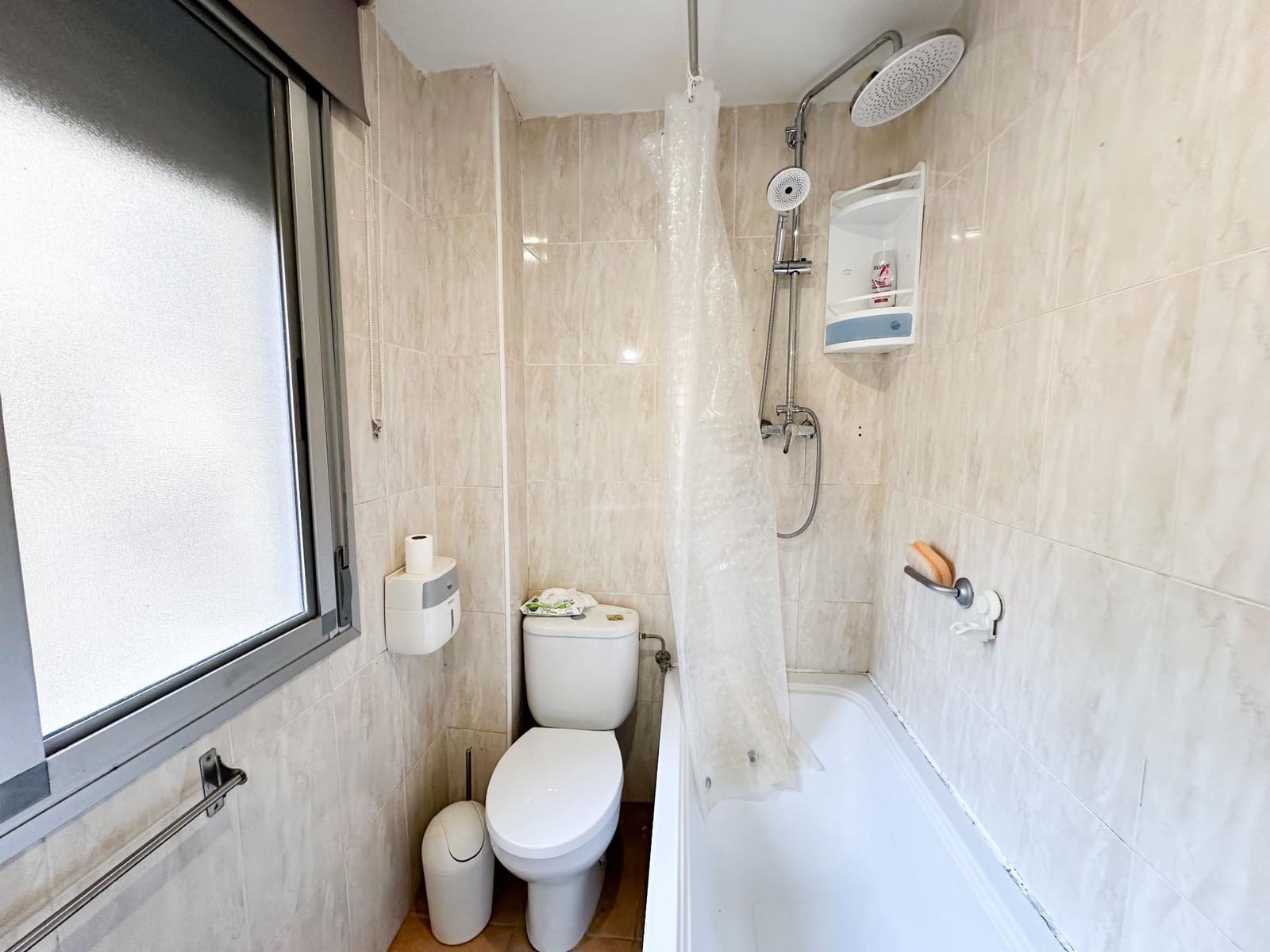 3 soveværelse Lejlighed til leje i Valencia by - € 1.390 (Ref: 9804321)