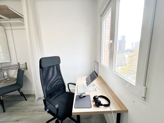 3 soveværelse Lejlighed til leje i Penya-Roja, Valencia by - € 1.390 (Ref: 9804321)