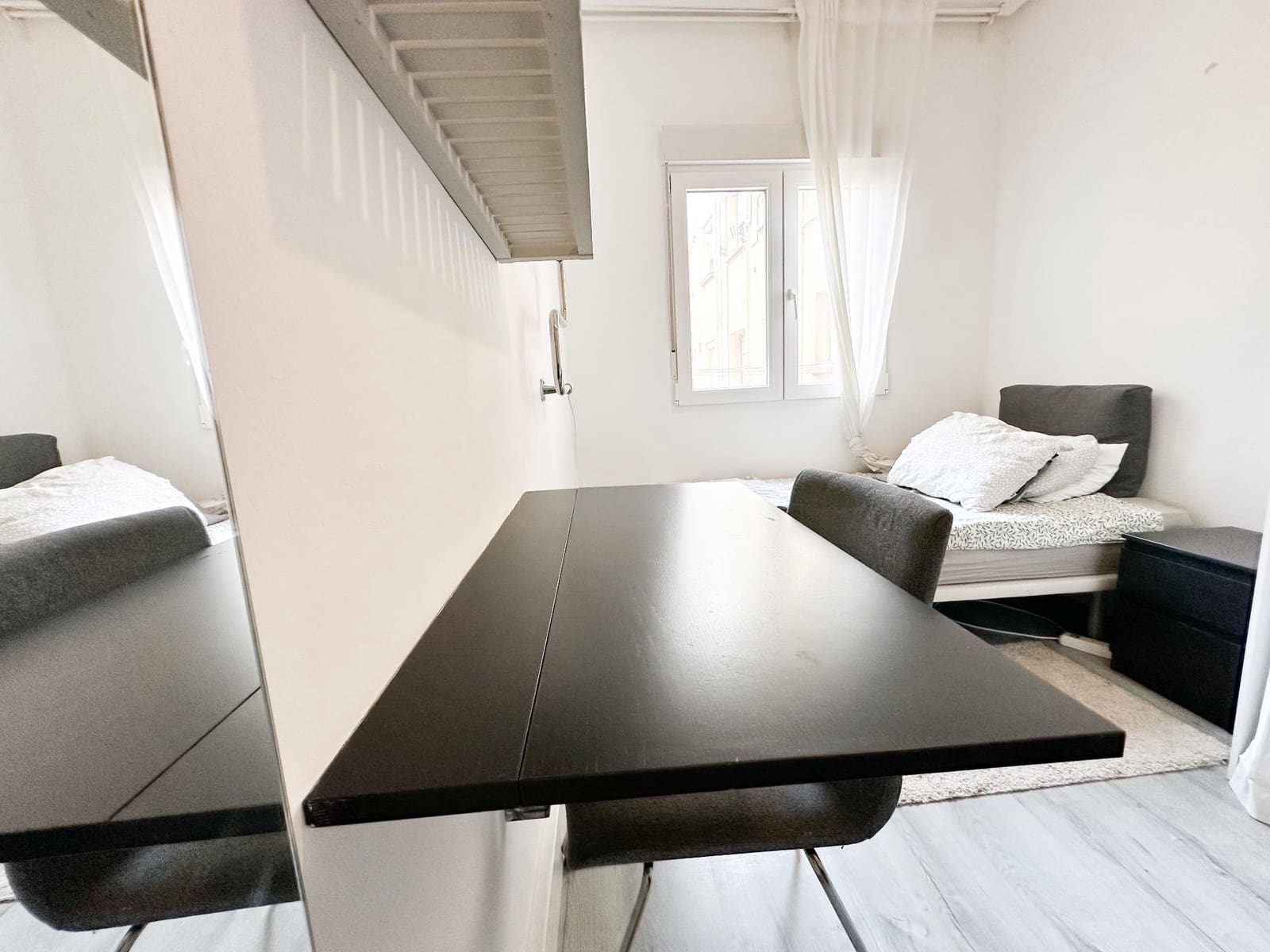 3 soveværelse Lejlighed til leje i Valencia by - € 1.390 (Ref: 9804321)