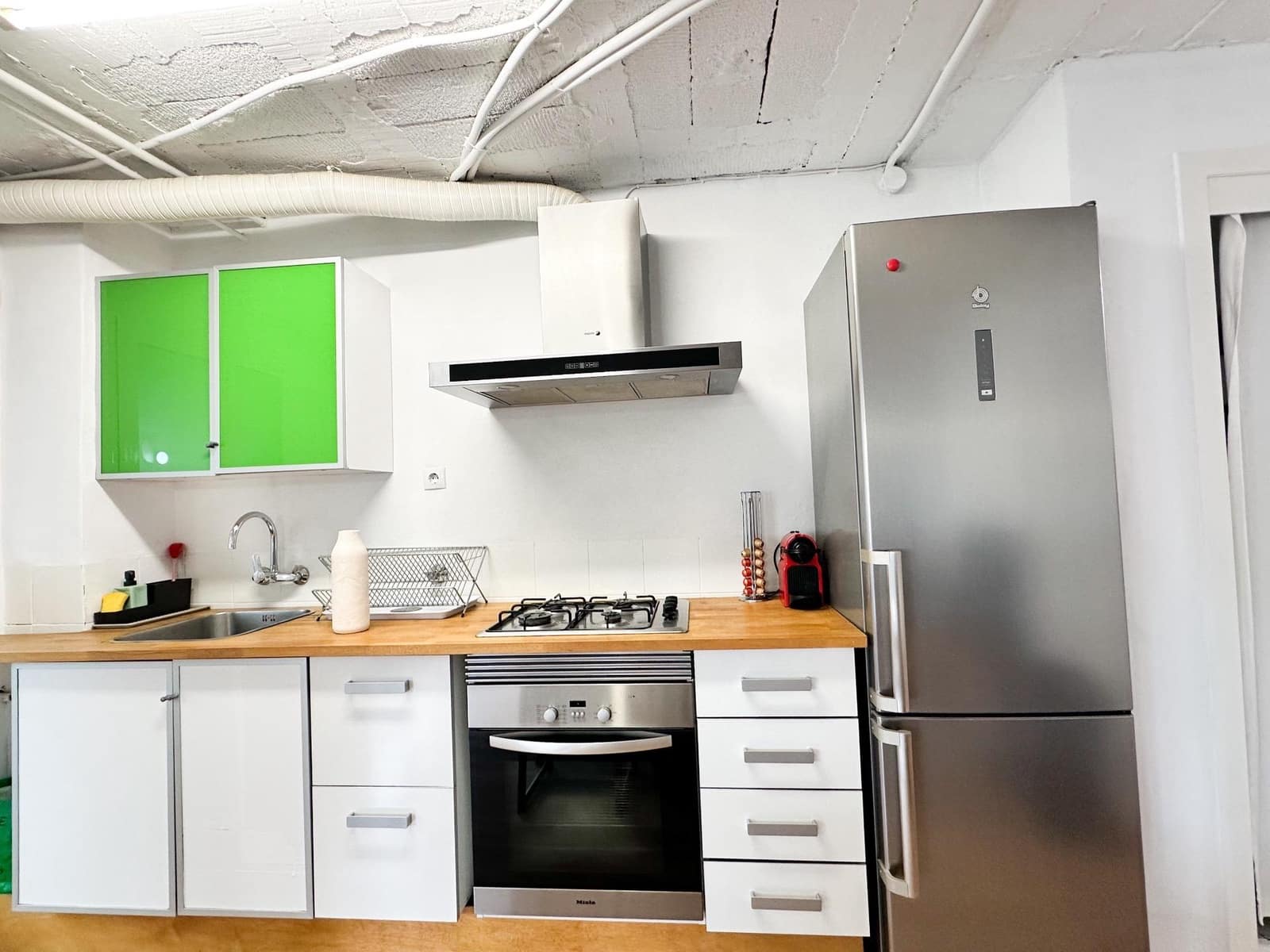 1 Zimmer Wohnung zu vermieten in Valencia Stadt mit Garage - 2.200 € (Ref: 9804322)