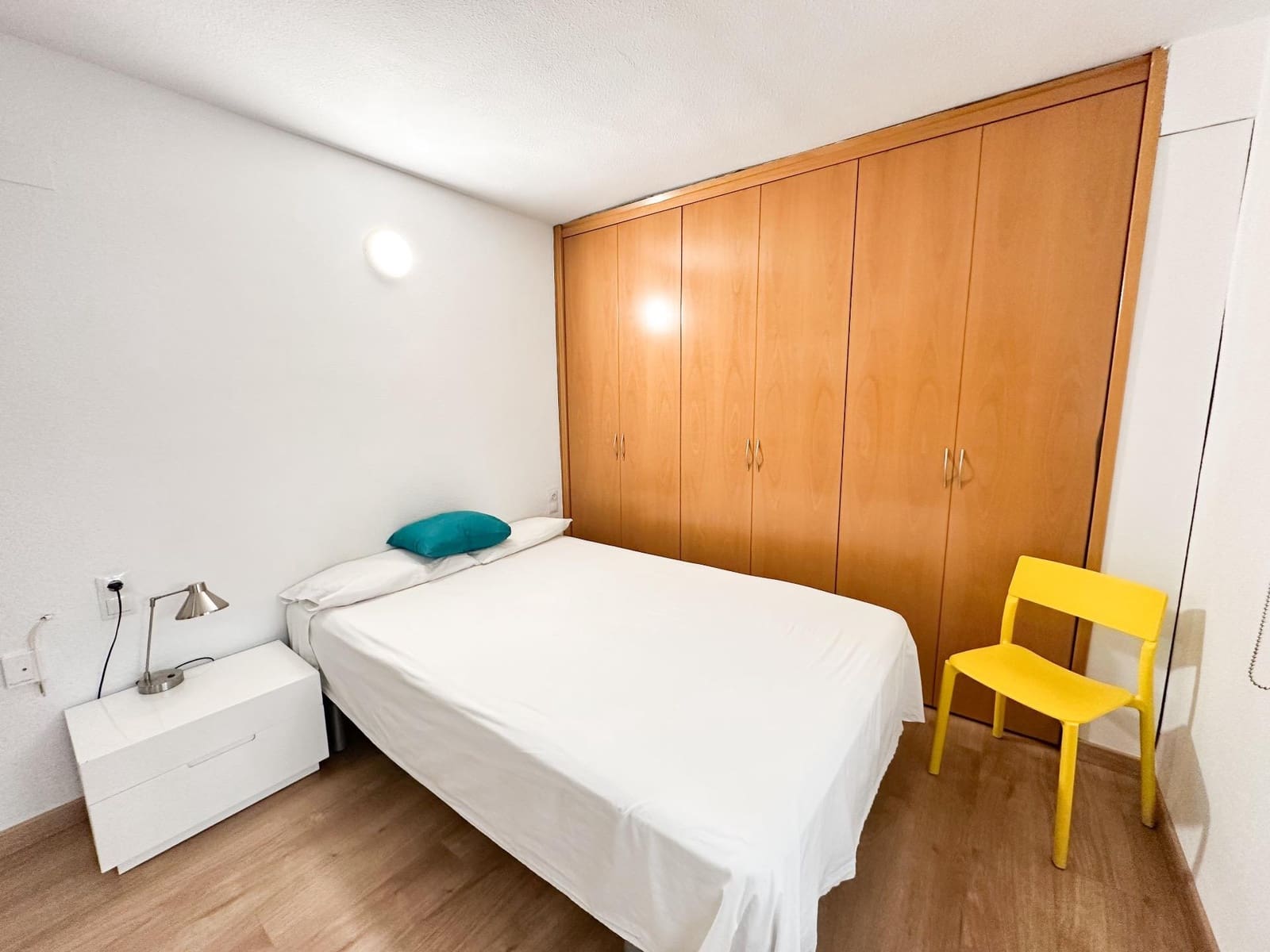 1 Zimmer Wohnung zu vermieten in Valencia Stadt mit Garage - 2.200 € (Ref: 9804322)