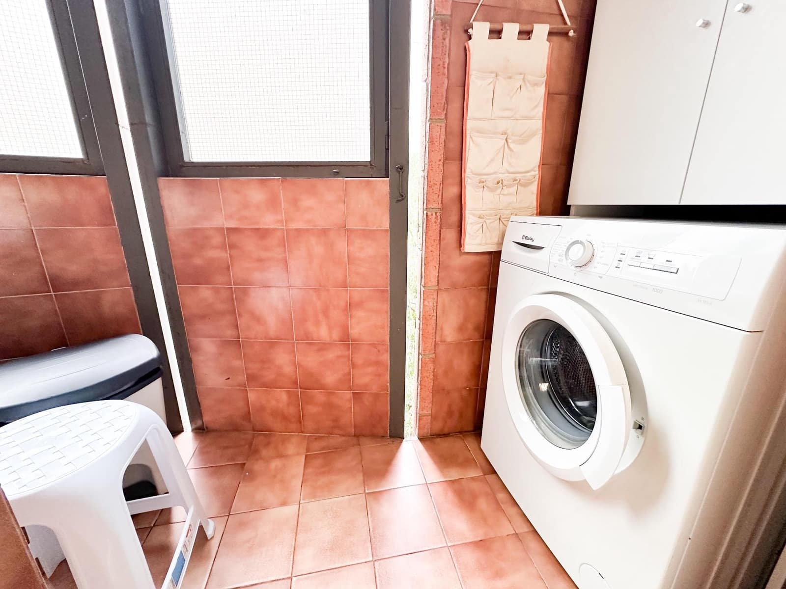 1 Zimmer Wohnung zu vermieten in Valencia Stadt mit Garage - 2.200 € (Ref: 9804322)