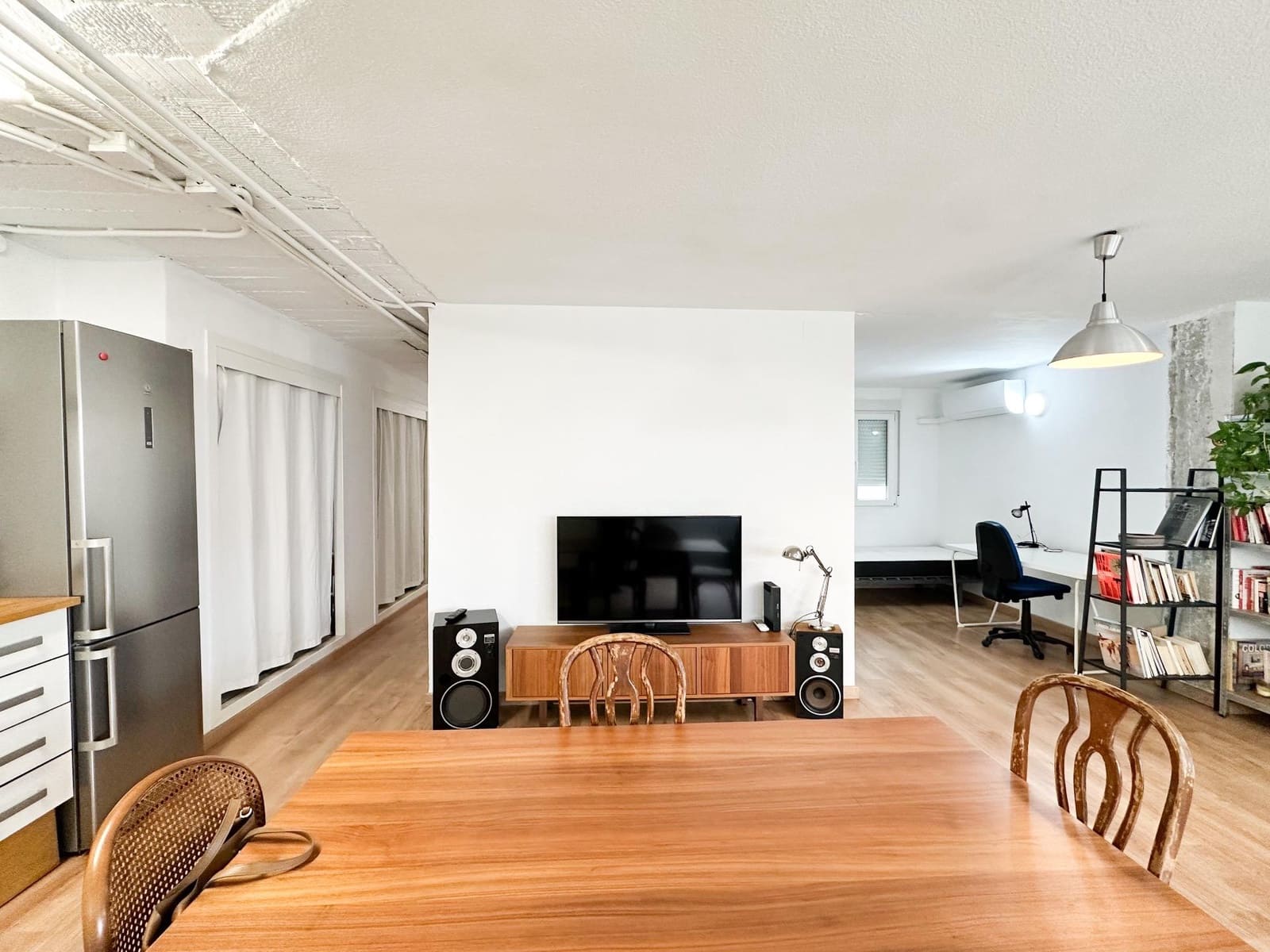 1 Zimmer Wohnung zu vermieten in Valencia Stadt mit Garage - 2.200 € (Ref: 9804322)