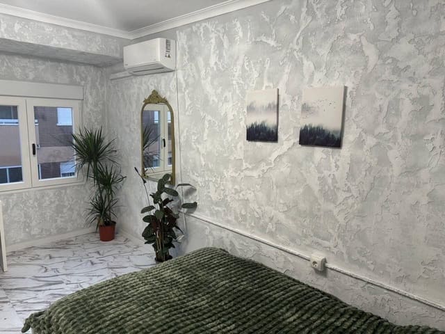 5 sypialnia Mieszkanie na sprzedaż w Mislata - 220 000 € (Ref: 9808013)