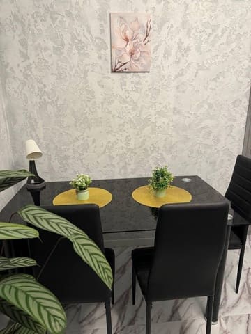 5 sypialnia Mieszkanie na sprzedaż w Mislata - 220 000 € (Ref: 9808013)