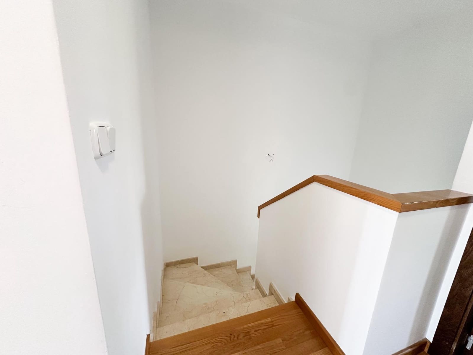 3 bedroom Semi-detached Villa for rent in Betera with pool garage - € 2,300 (Ref: 9822958)