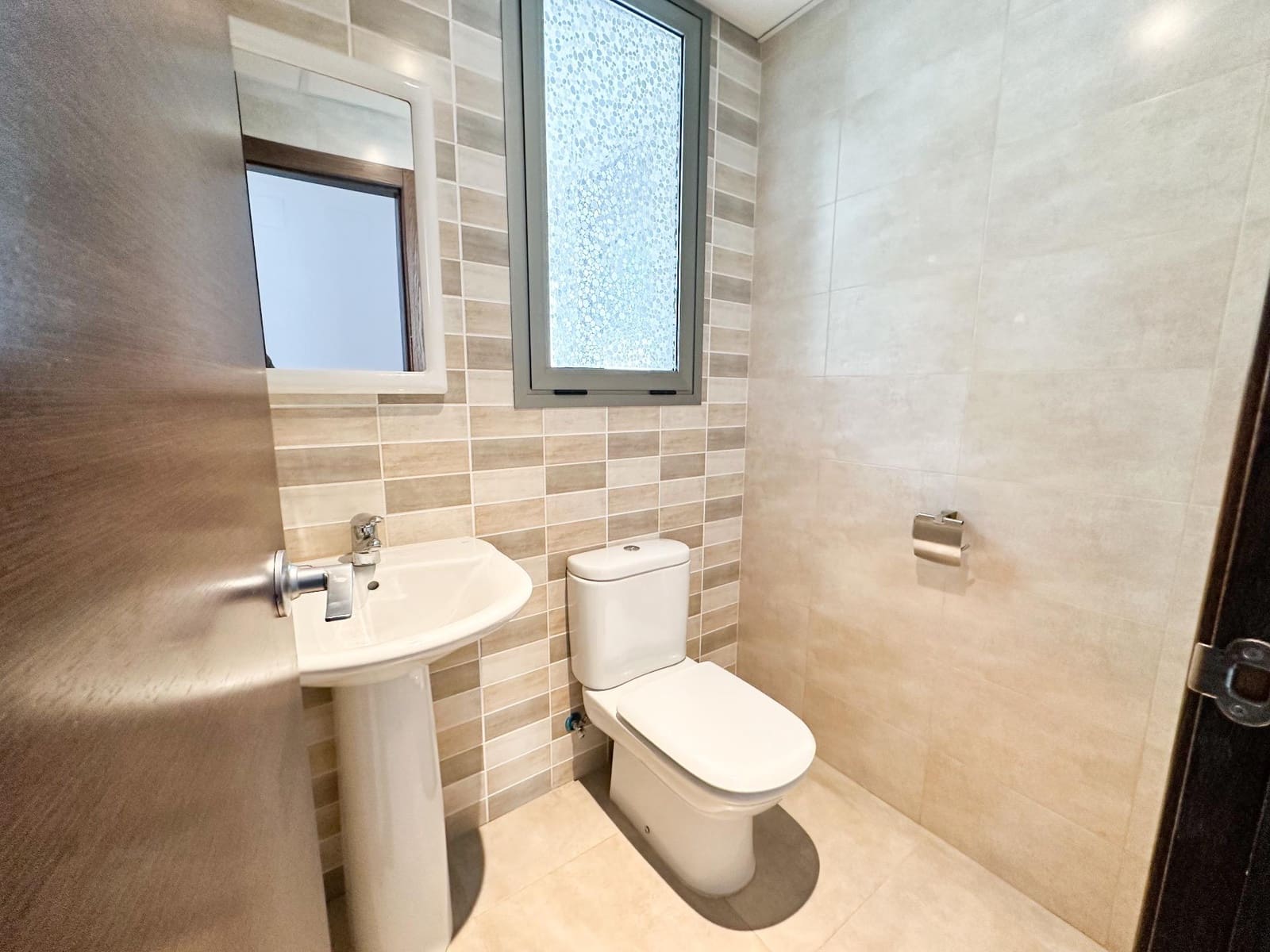 3 bedroom Semi-detached Villa for rent in Betera with pool garage - € 2,300 (Ref: 9822958)