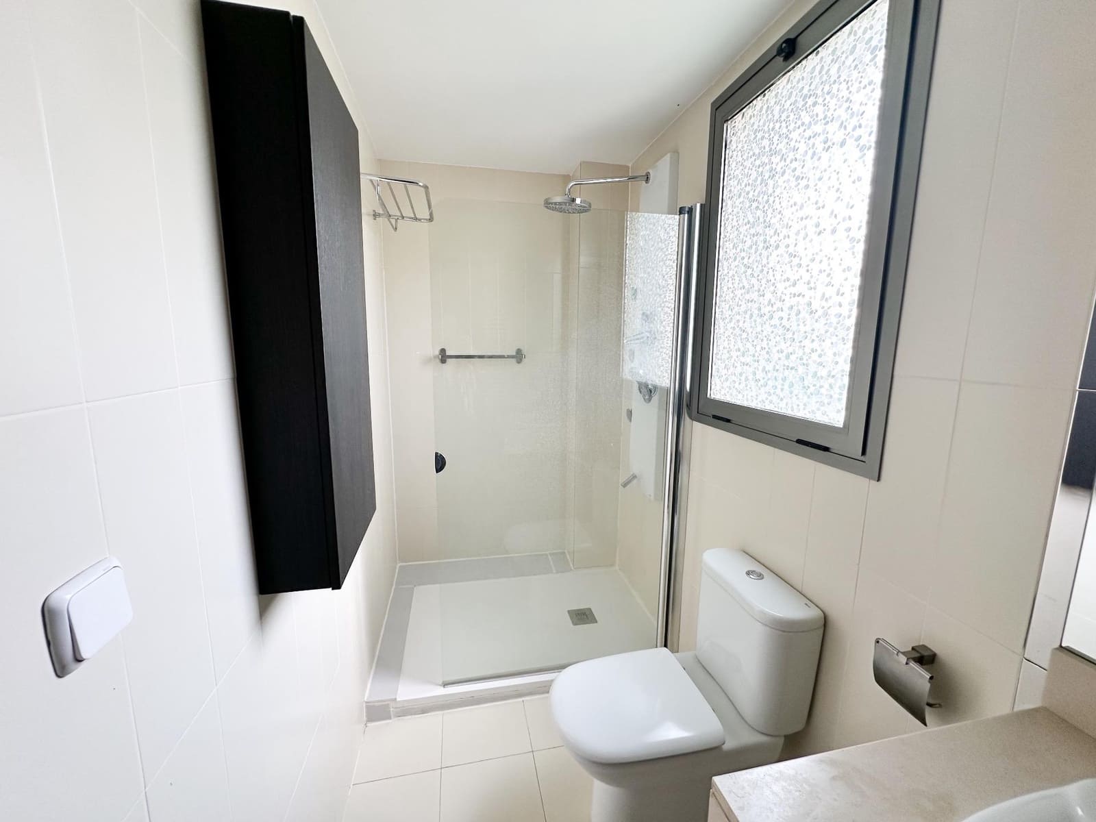 3 bedroom Semi-detached Villa for rent in Betera with pool garage - € 2,300 (Ref: 9822958)