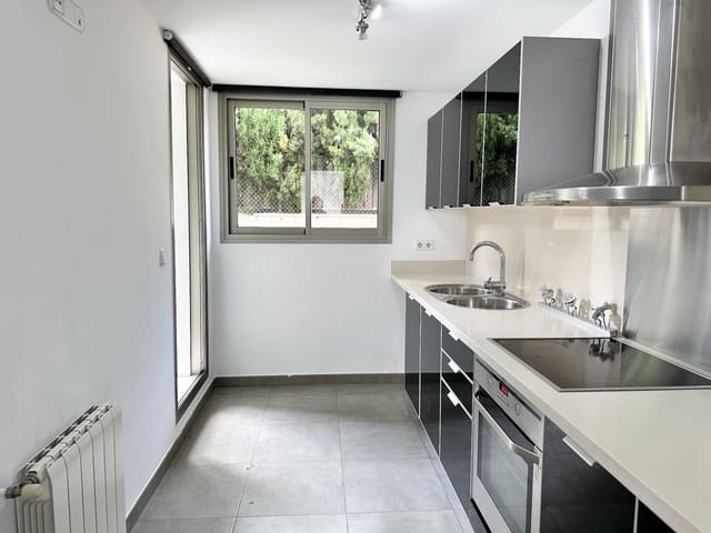 3 bedroom Semi-detached Villa for rent in Bétera with pool garage - € 2,300 (Ref: 9822958)
