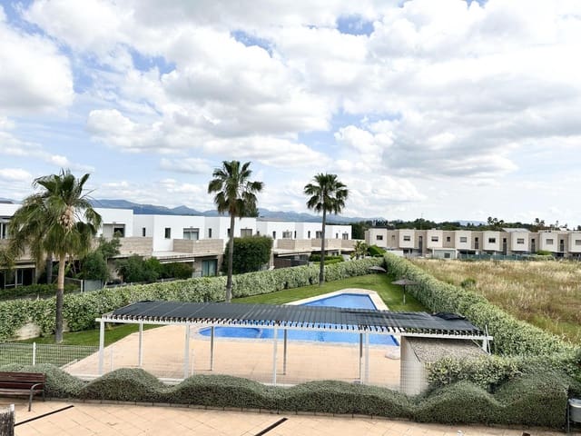 3 bedroom Semi-detached Villa for rent in Bétera with pool garage - € 2,300 (Ref: 9822958)