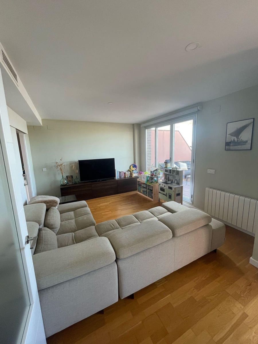 3 Zimmer Penthouse zu vermieten in Valencia Stadt mit Garage - 2.700 € (Ref: 9831573)