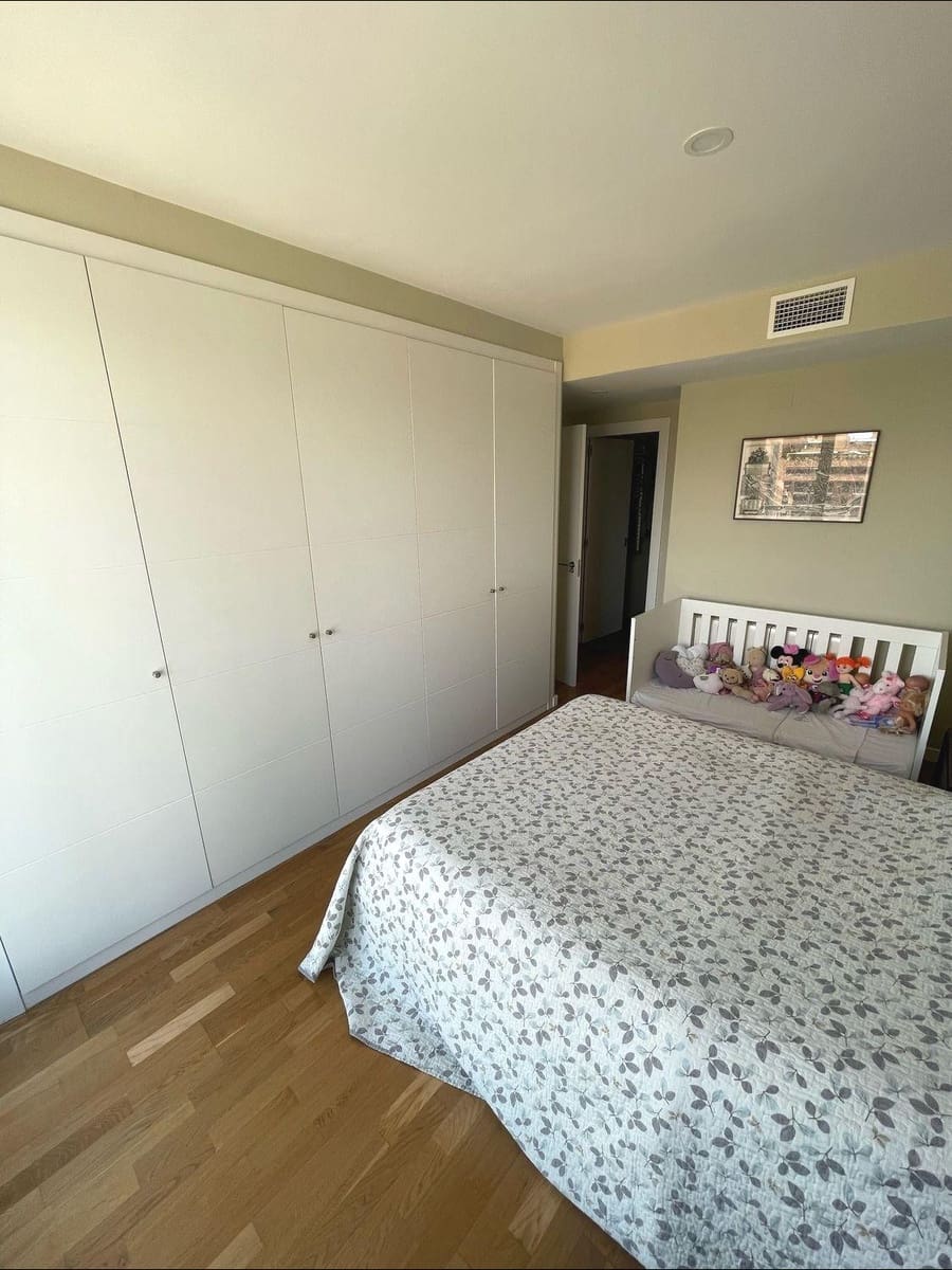 3 camera da letto Attico da affittare in Valencia citta con garage - 2.500 € (Rif: 9831573)