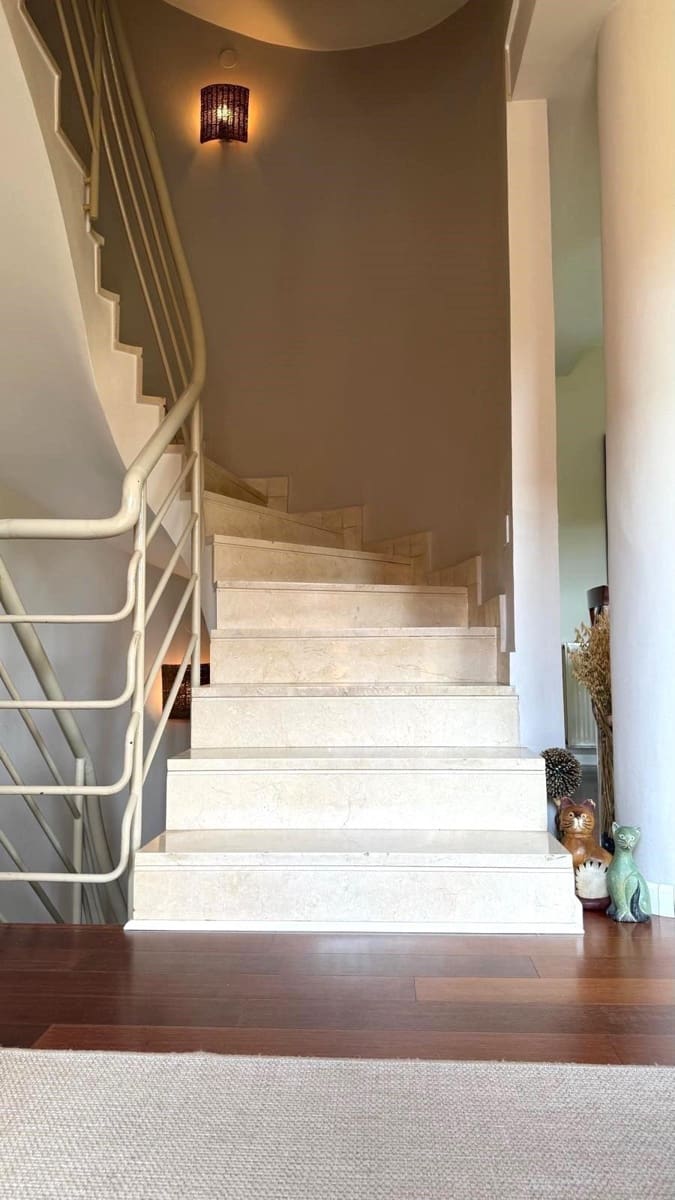 4 Zimmer Villa zu vermieten in Betera mit Pool Garage - 2.600 € (Ref: 9831574)