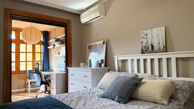 4 slaapkamer Villa te huur in Bétera met zwembad garage - € 2.600 (Ref: 9831574)