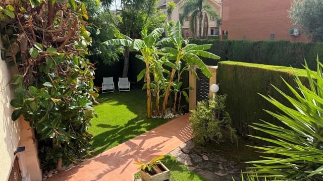 4 slaapkamer Villa te huur in Bétera met zwembad garage - € 2.600 (Ref: 9831574)
