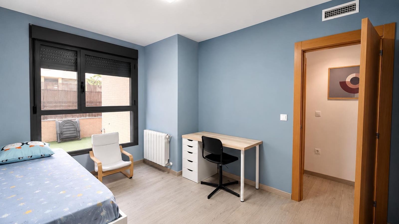 3 bedroom Apartment for sale in Paterna with pool - € 420,000 (Ref: 9893911)