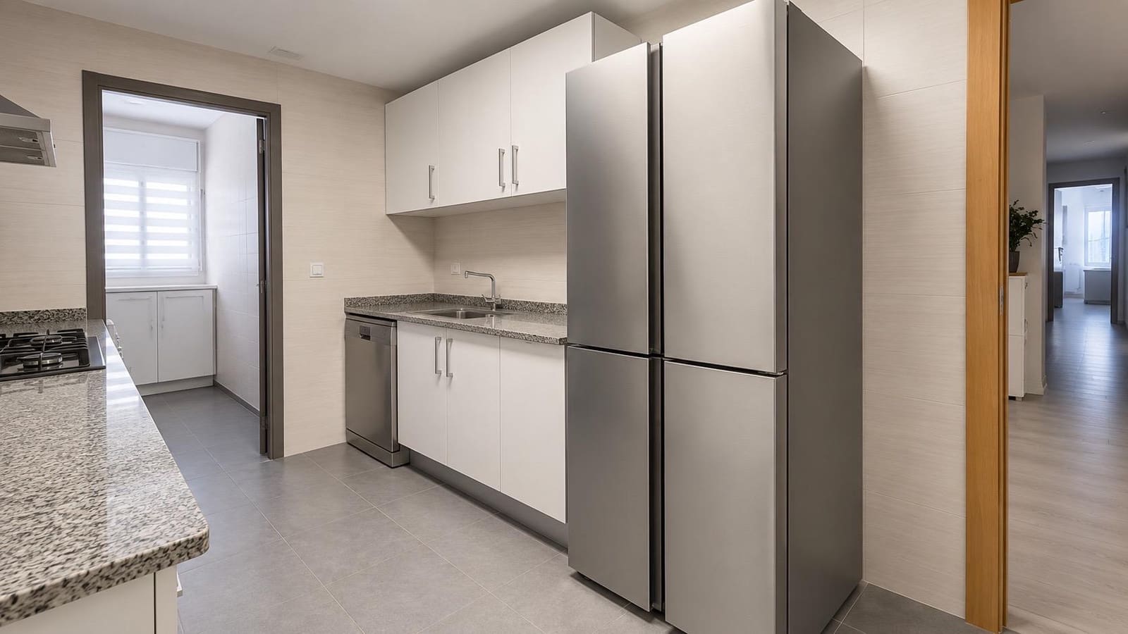 3 bedroom Apartment for sale in Paterna with pool - € 420,000 (Ref: 9893911)