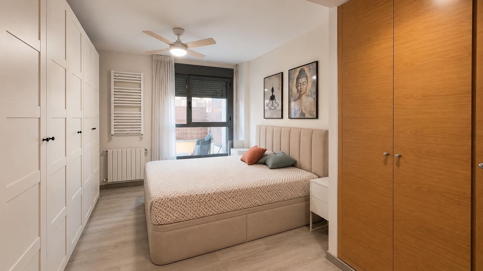 3 bedroom Apartment for sale in Paterna with pool - € 420,000 (Ref: 9893911)