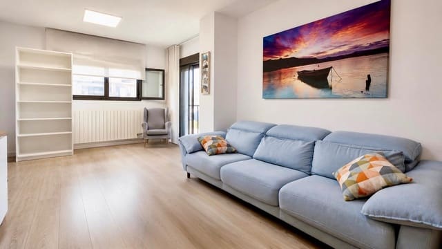 3 slaapkamer Appartement te koop in Paterna met zwembad - € 420.000 (Ref: 9893911)