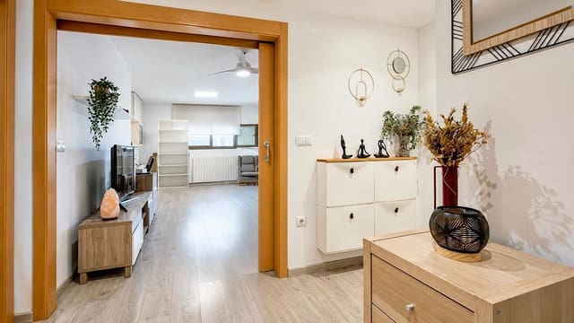 3 slaapkamer Appartement te koop in Paterna met zwembad - € 420.000 (Ref: 9893911)