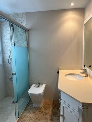 2 Zimmer Penthouse zu vermieten in Tormos, València Stadt - 1.500 € (Ref: 9899210)