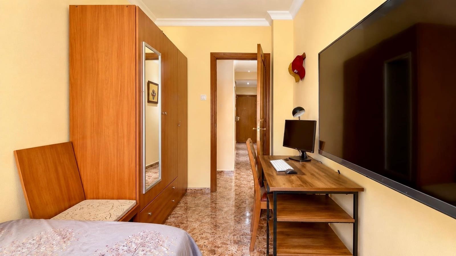 Piso de 3 habitaciones en València ciudad en venta - 240.000 € (Ref: 9903972)