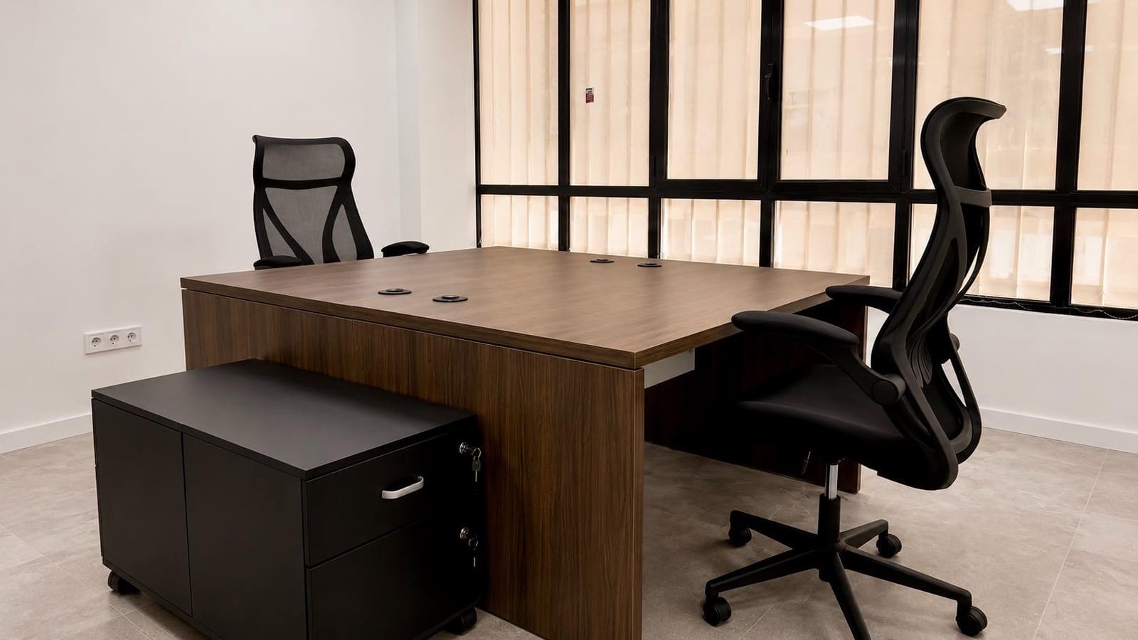1 bedroom Office for rent in Valencia city - € 1,000 (Ref: 9927450)