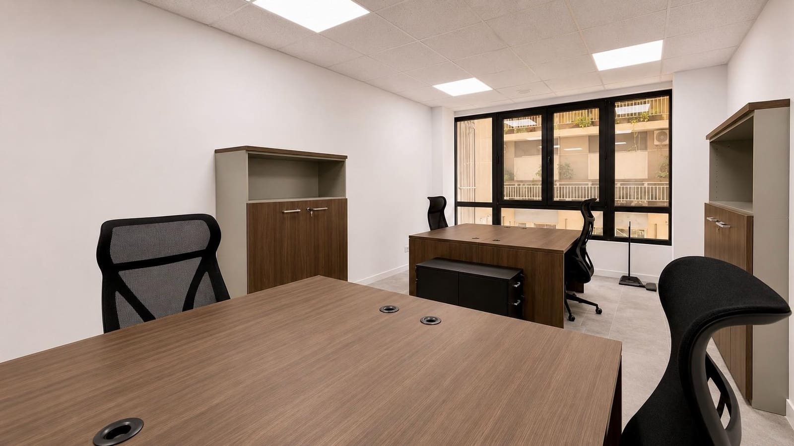 1 bedroom Office for rent in Valencia city - € 1,000 (Ref: 9927450)