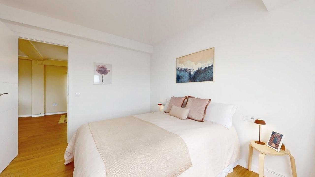4 bedroom Flat for rent in Valencia city - € 1,900 (Ref: 9934242)