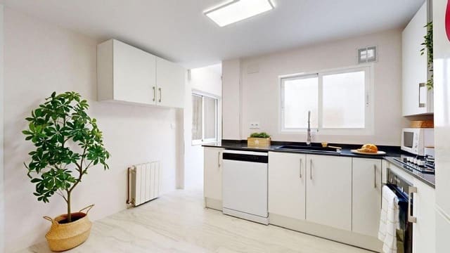 4 camera da letto Appartamento da affittare in Patraix, Valencia città - 1.900 € (Rif: 9934242)