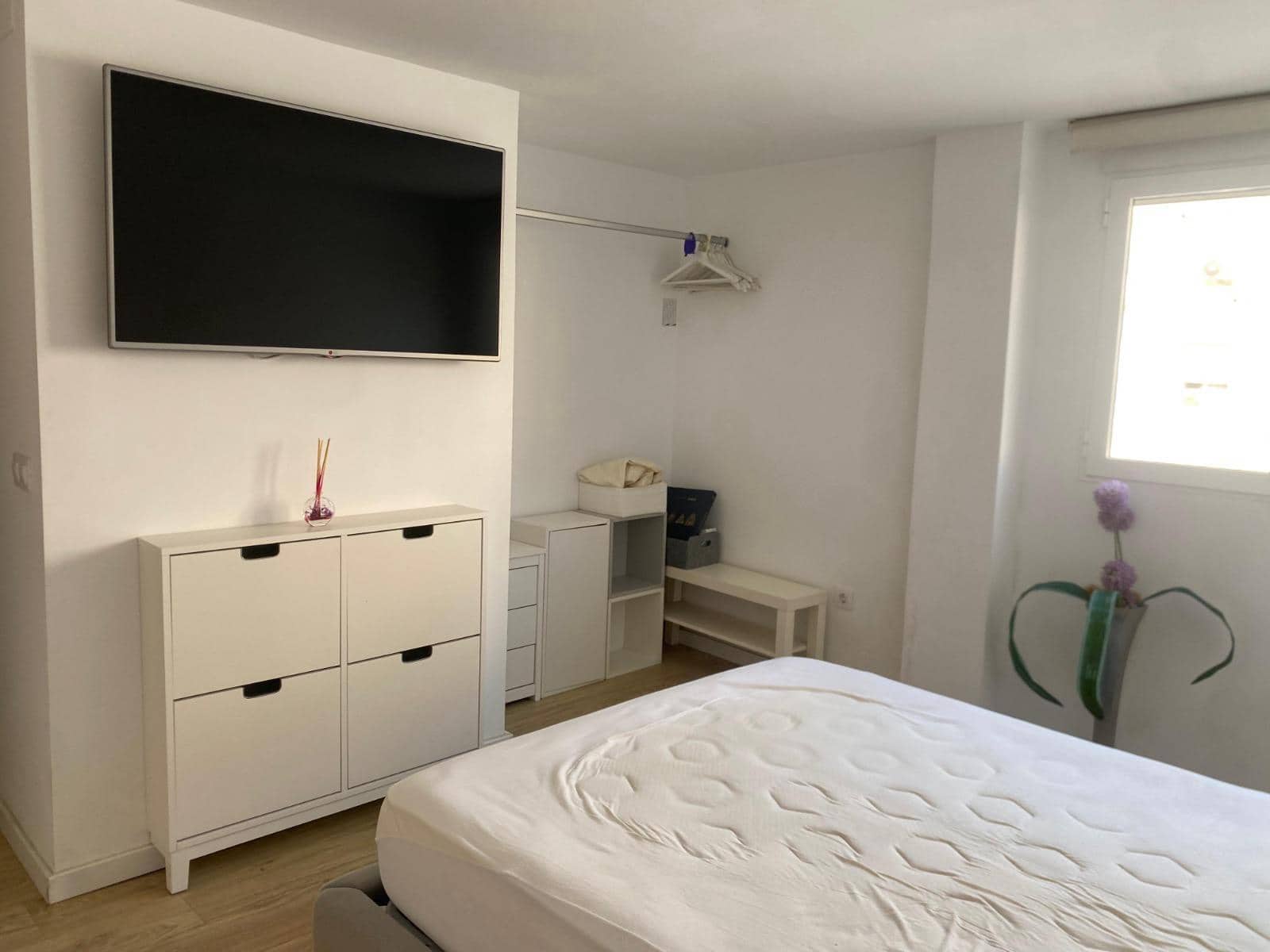2 Zimmer Wohnung zu vermieten in Valencia Stadt - 1.500 € (Ref: 9947957)
