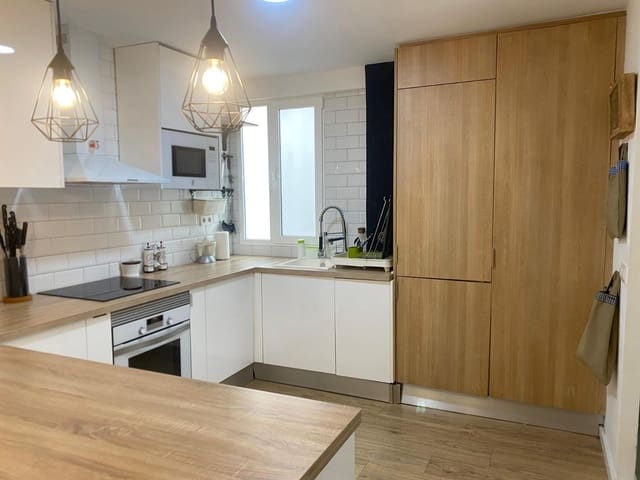 2 sypialnia Mieszkanie do wynajęcia w Ciutat Jardi, Miasto Walencja - 1 450 € (Ref: 9947957)