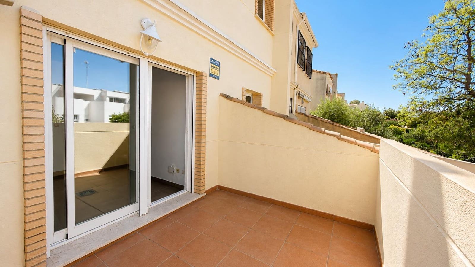 4 camera da letto Villetta Bifamiliare da affittare in Paterna con piscina garage - 2.900 € (Rif: 9947960)