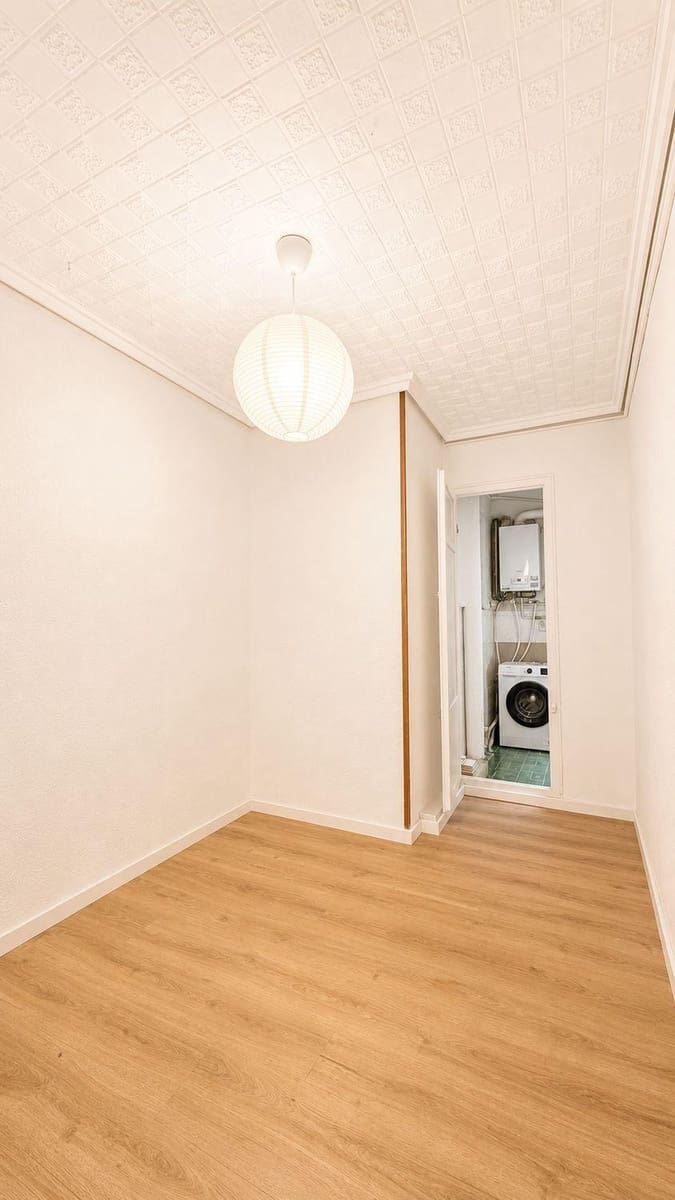 Piso de 4 habitaciones en València ciudad en alquiler - 1.750 € (Ref: 9959816)