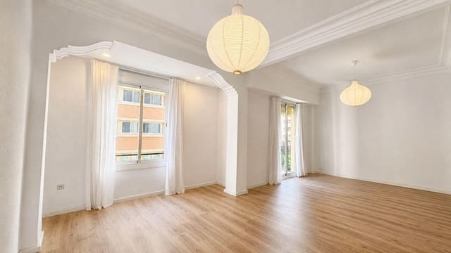 Appartement de 4 chambres à louer à Arrancapins, Valence ville - 1 650 € (Ref: 9959816)