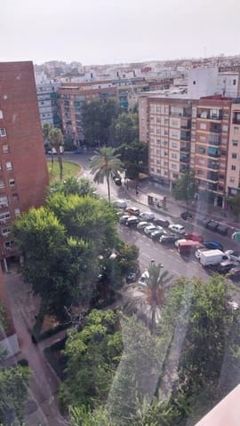 3 bedroom Flat for sale in Russafa, Valencia city - € 297,000 (Ref: 9975473)