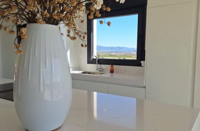 4 slaapkamer Villa te koop in Pinoso met zwembad garage - € 549.000 (Ref: 9099636)