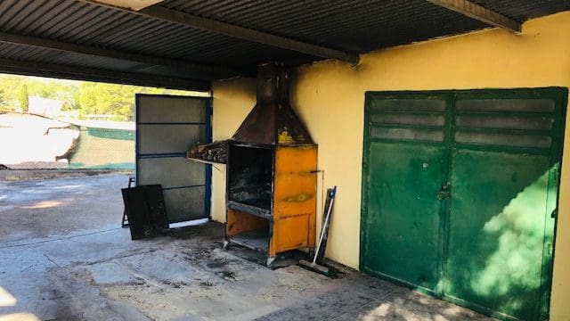 4 sovrum Finca/Hus på landet till salu i Yecla med garage - 151 000 € (Ref: 9101707)