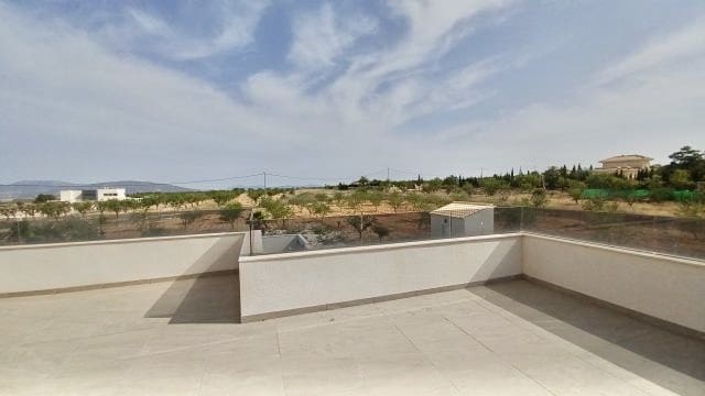 6 Zimmer Villa zu verkaufen in Pinoso mit Pool - 699.000 € (Ref: 9101807)