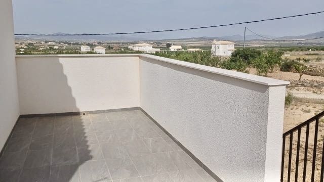 6 Zimmer Villa zu verkaufen in Pinoso mit Pool - 699.000 € (Ref: 9101807)